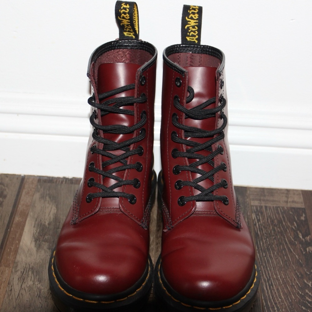 Women's 1460 Smooth Dr. Martens in Cherry Red